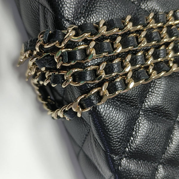 Quilted Grained Calfskin Shoulder Bag Black