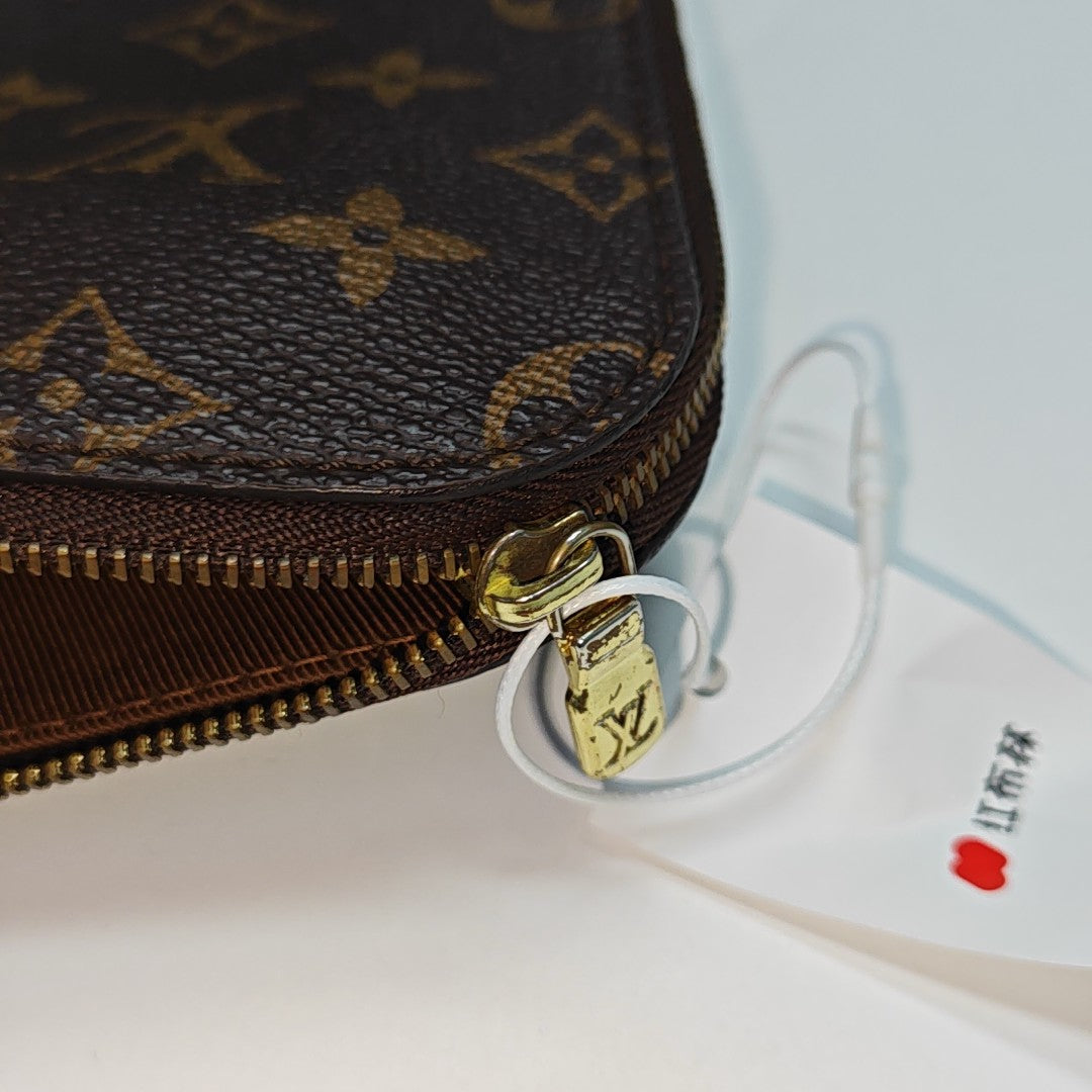 Etui Voyage MM Monogram Coated Canvas Brown