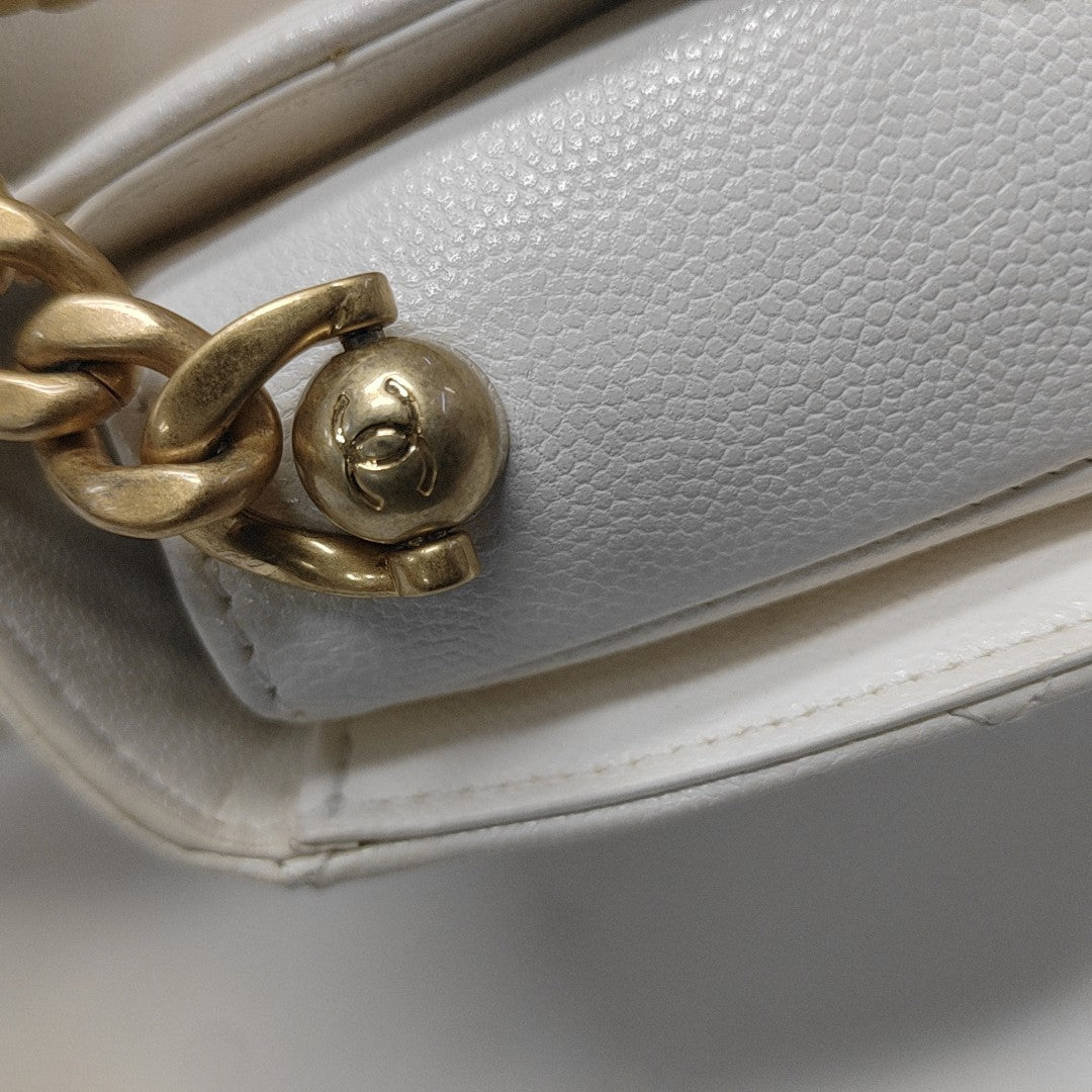 Quilted Calfskin White