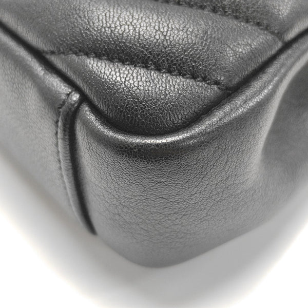 COLLEGE Medium Chevron Lambskin Black