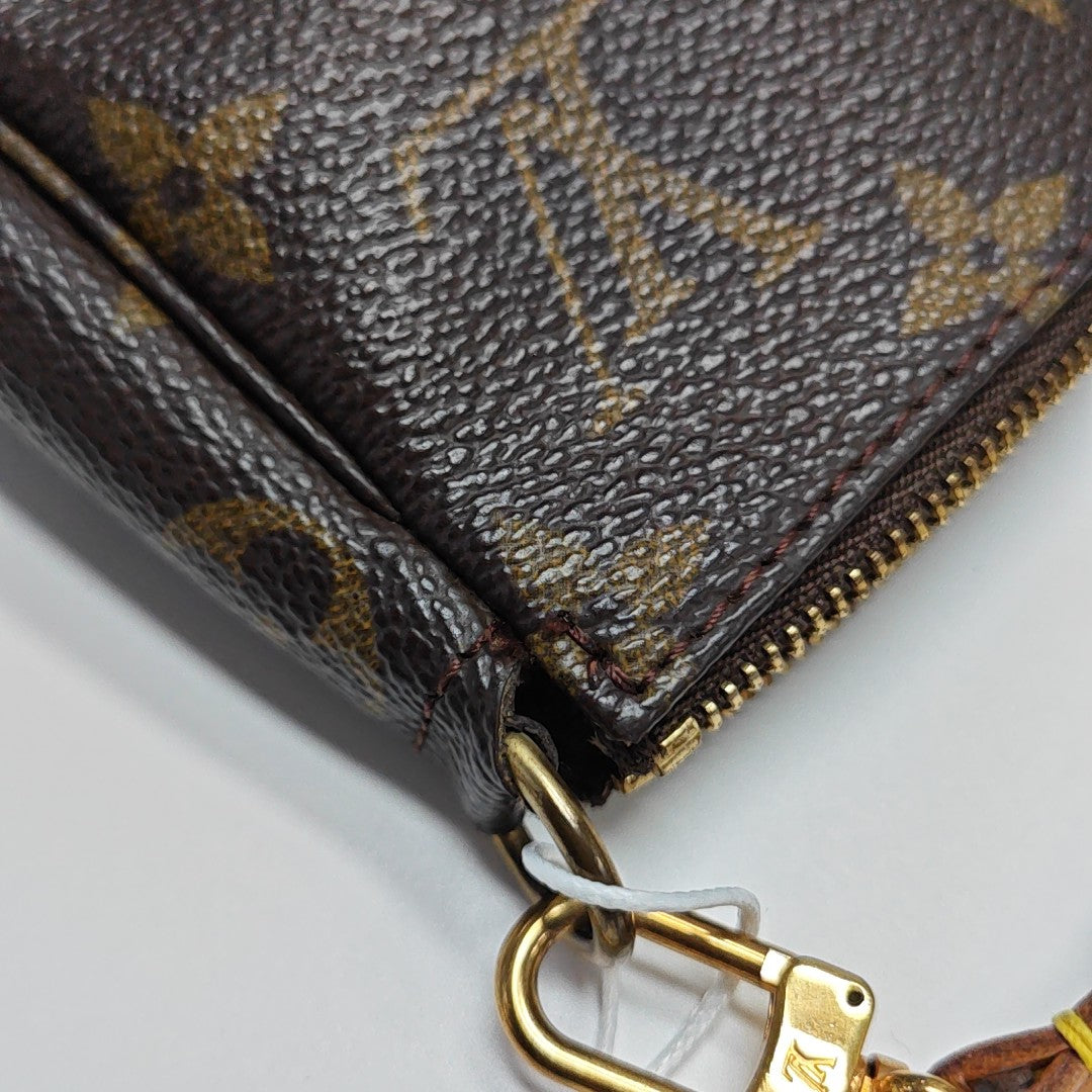 ACCESSOIRES Monogram Coated Canvas Brown