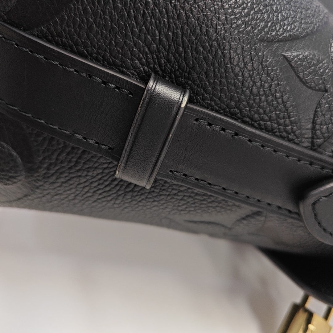 ALL IN Calfskin Black