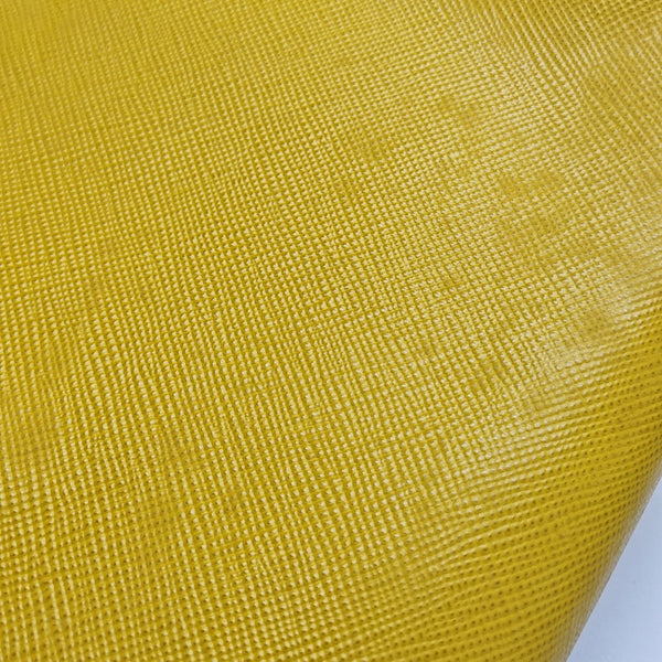 Panier Medium Calfskin Yellow