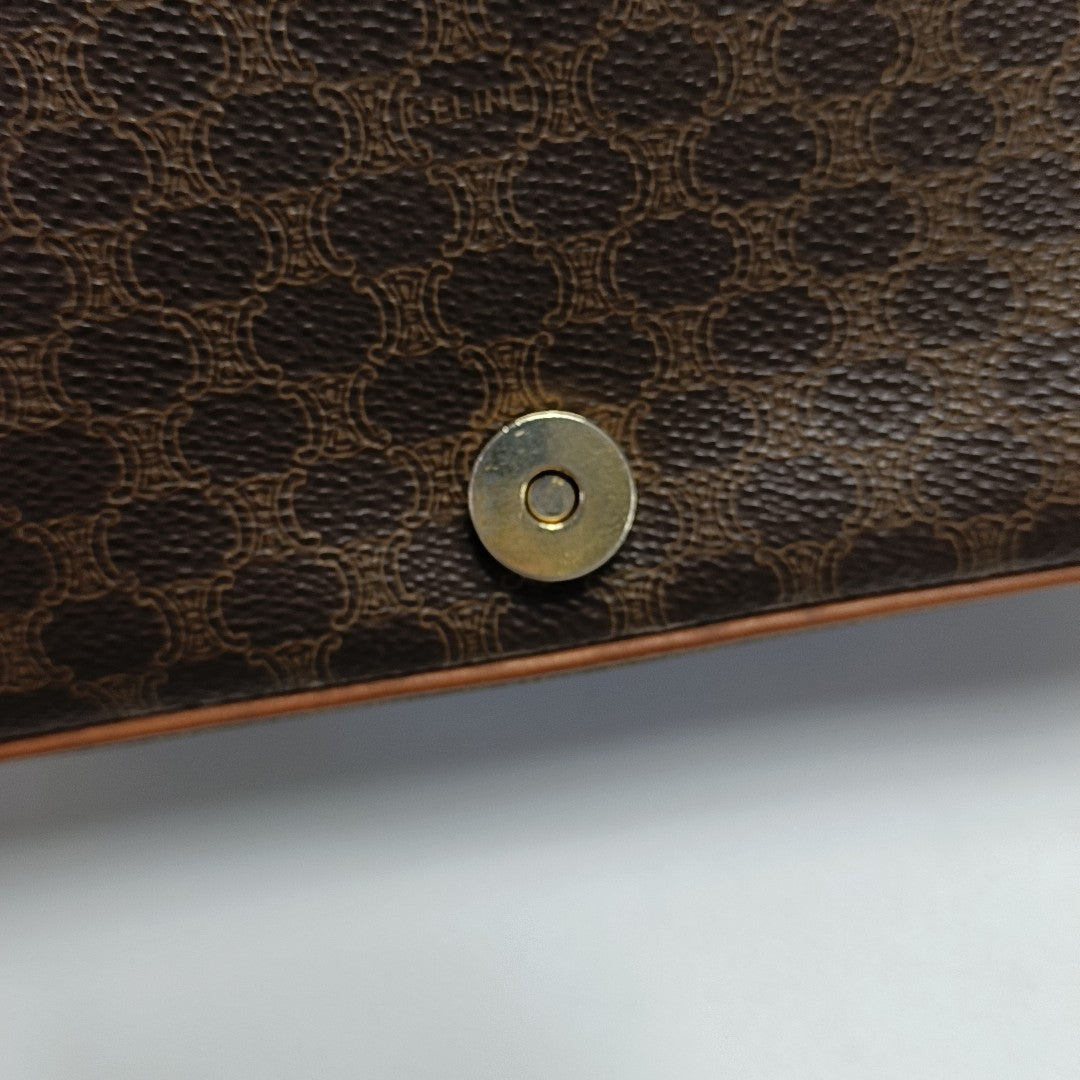 Coated Canvas Brown