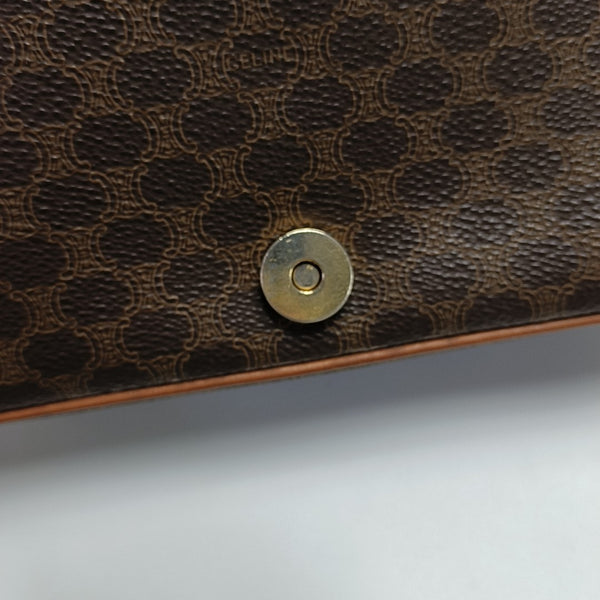 Coated Canvas Brown
