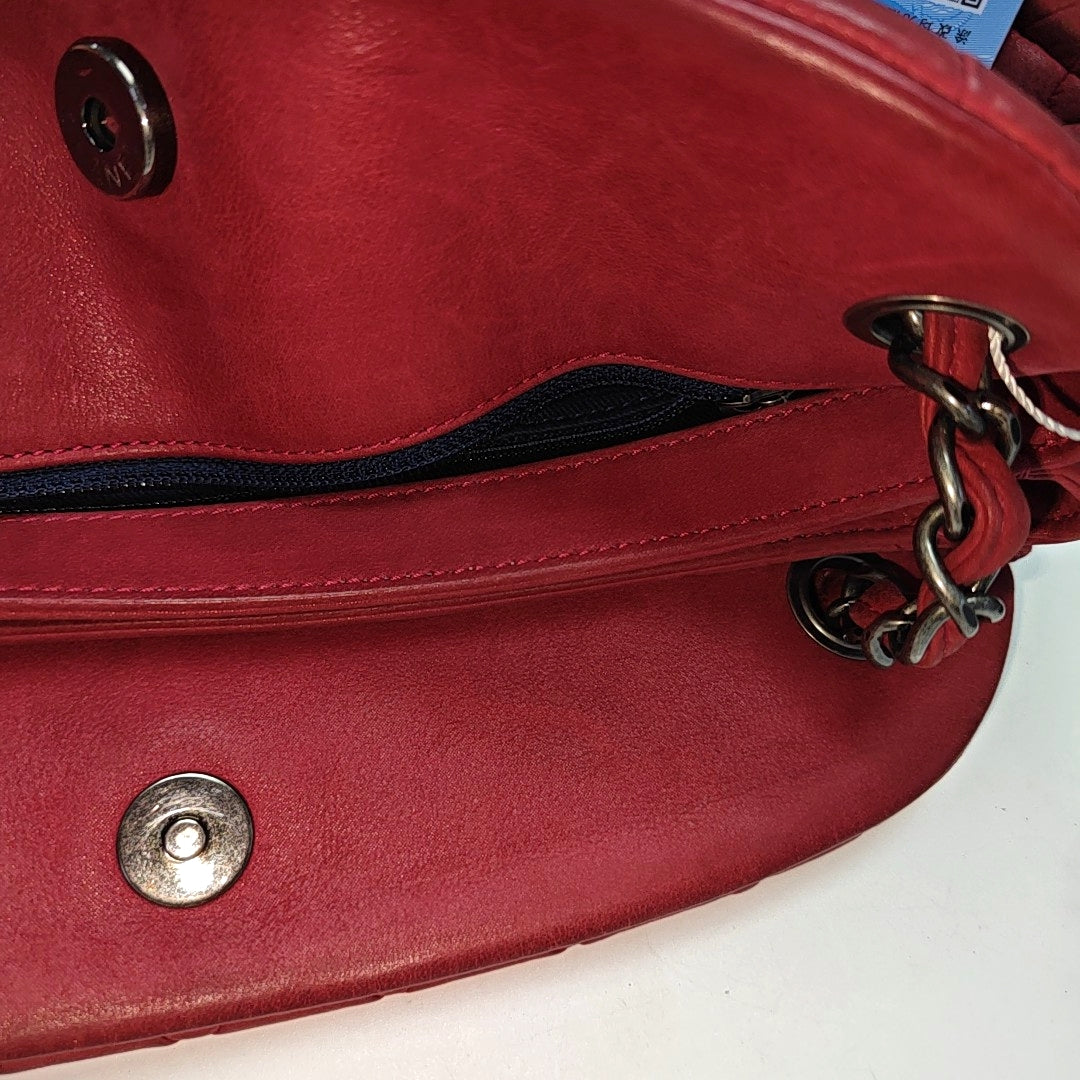 Authenticated pre-owned  JUST MADEMOISELLE Quilted Calfskin Pink - Shoulder Bag at Looply