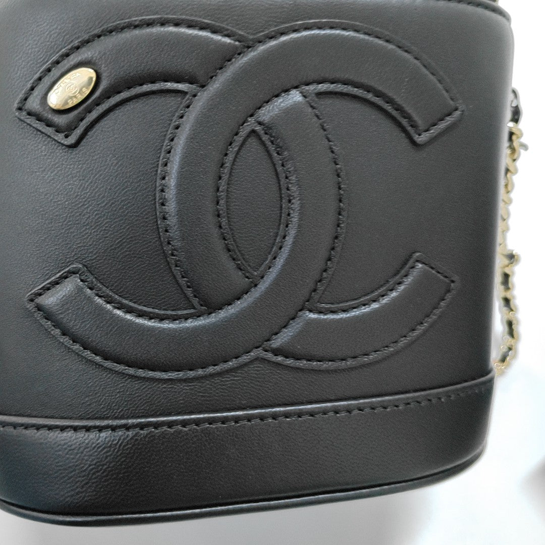 VINTAGE COSMETIC BAGS Lambskin Black