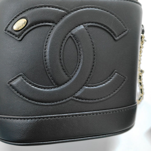 VINTAGE COSMETIC BAGS Lambskin Black