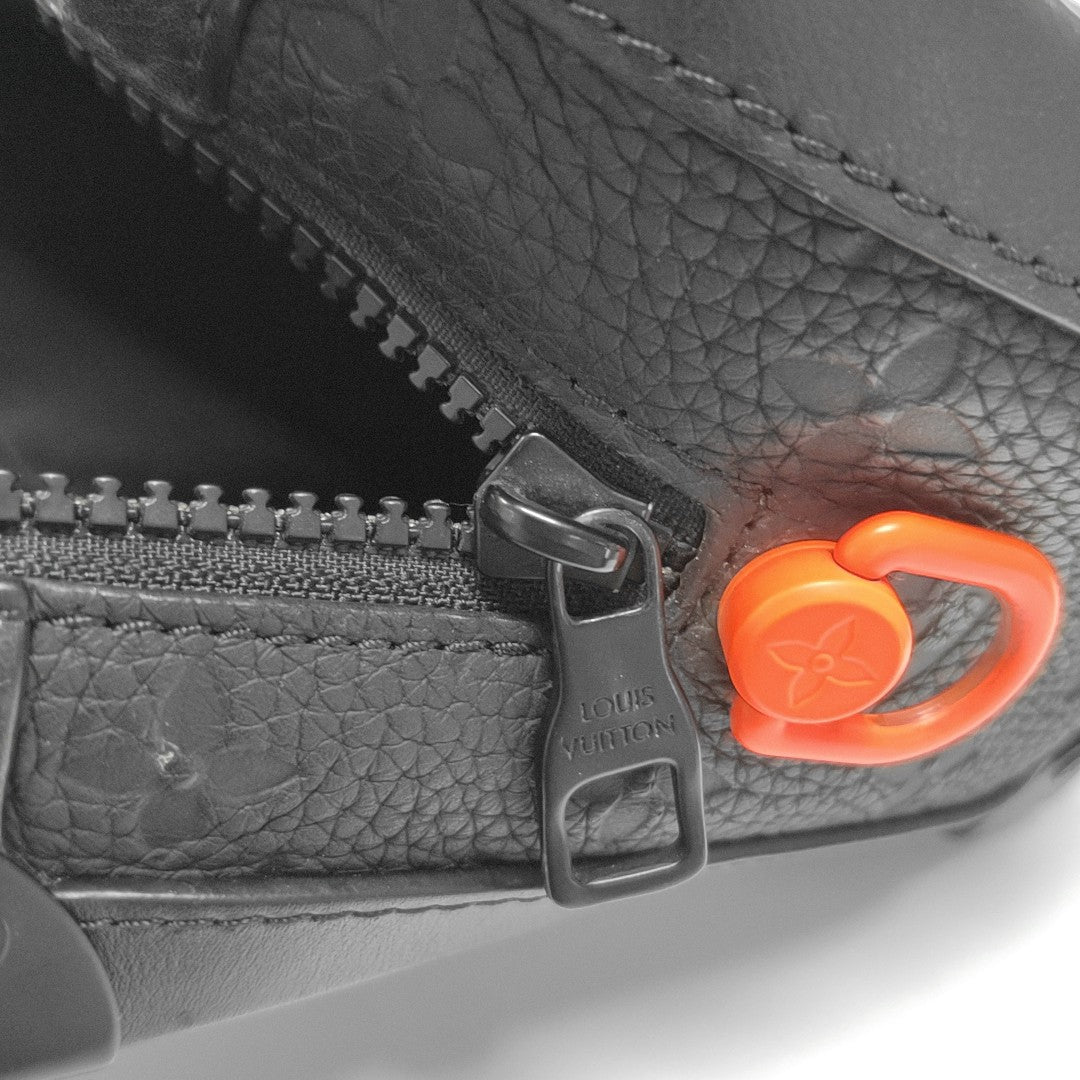 SOFT TRUNK Monogram Calfskin Black