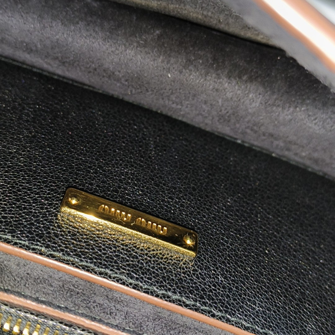 Miu Lady Calfskin Black