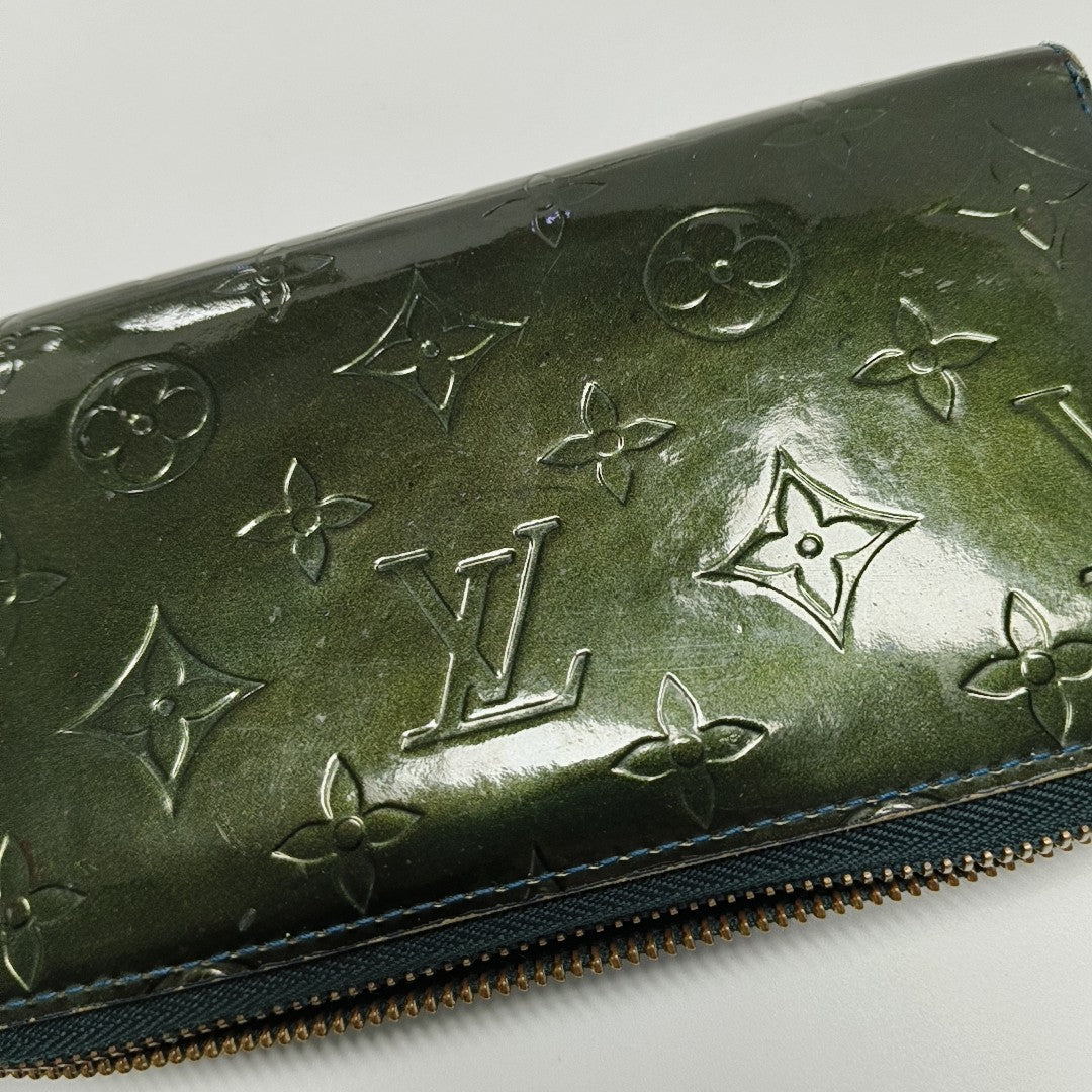 ZIPPY Patent Leather Green Wallet