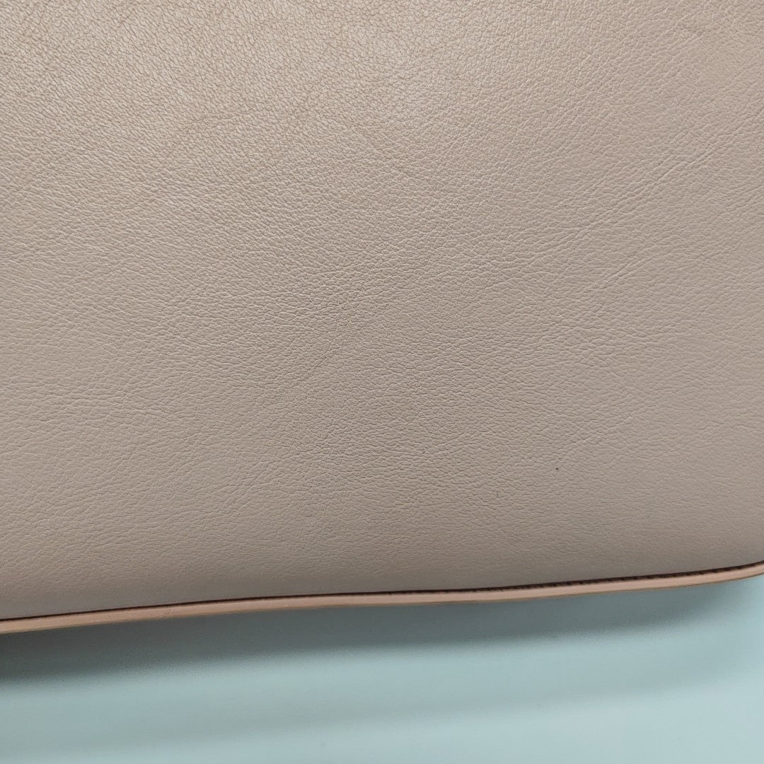 Authenticated pre-owned  GG Marmont Super Mini Leather Pink - Shoulder Bag at Looply