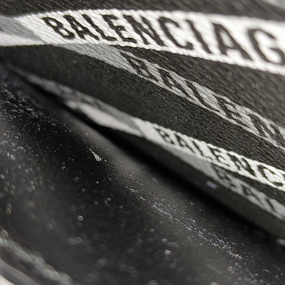 Everyday Calfskin Black