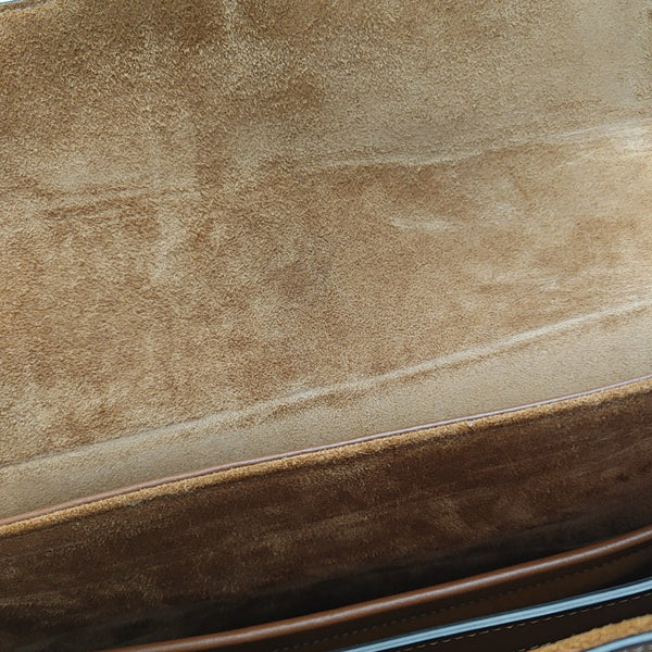 16 Medium Calfskin Brown