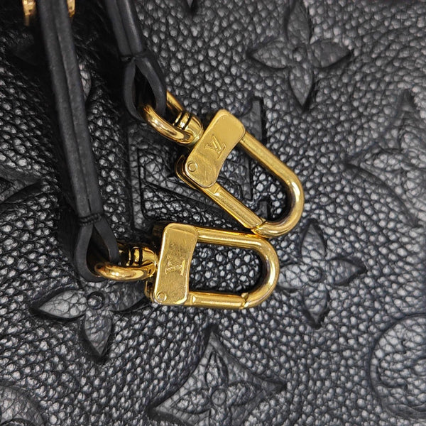 EASY POUCH ON STRAP Monogram Calfskin Black