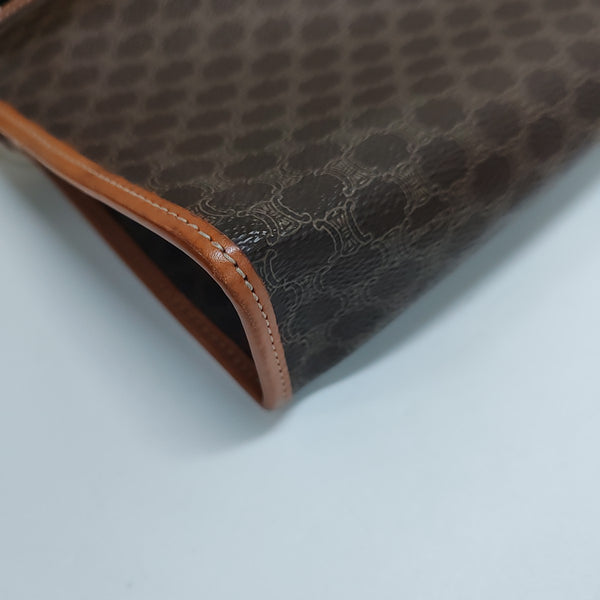 MACADAM CLUTCHE Coated Canvas Brown