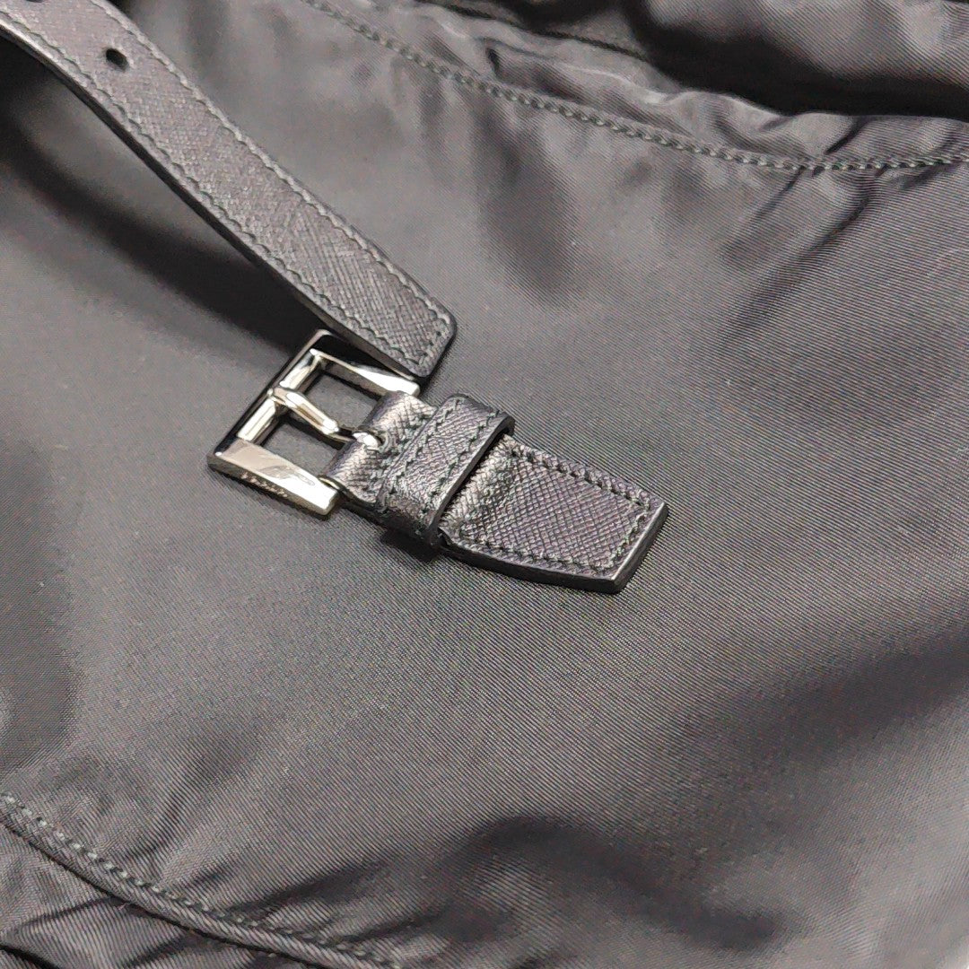 Vela Messenger Bag Nylon Black