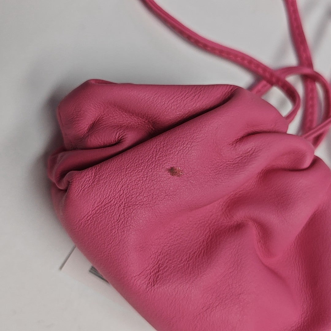 Authenticated pre-owned  The Pouch Lambskin Pink - Shoulder Bag at Looply