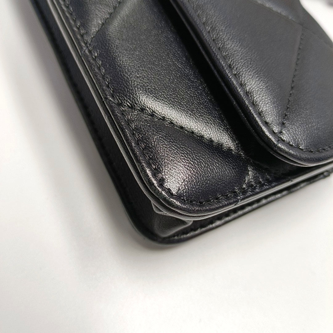 Authenticated pre-owned  CHANEL 19 Quilted Lambskin Black - Belt Bag at Looply