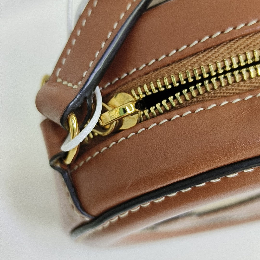 TRIOMPHE Mini Calfskin Beige