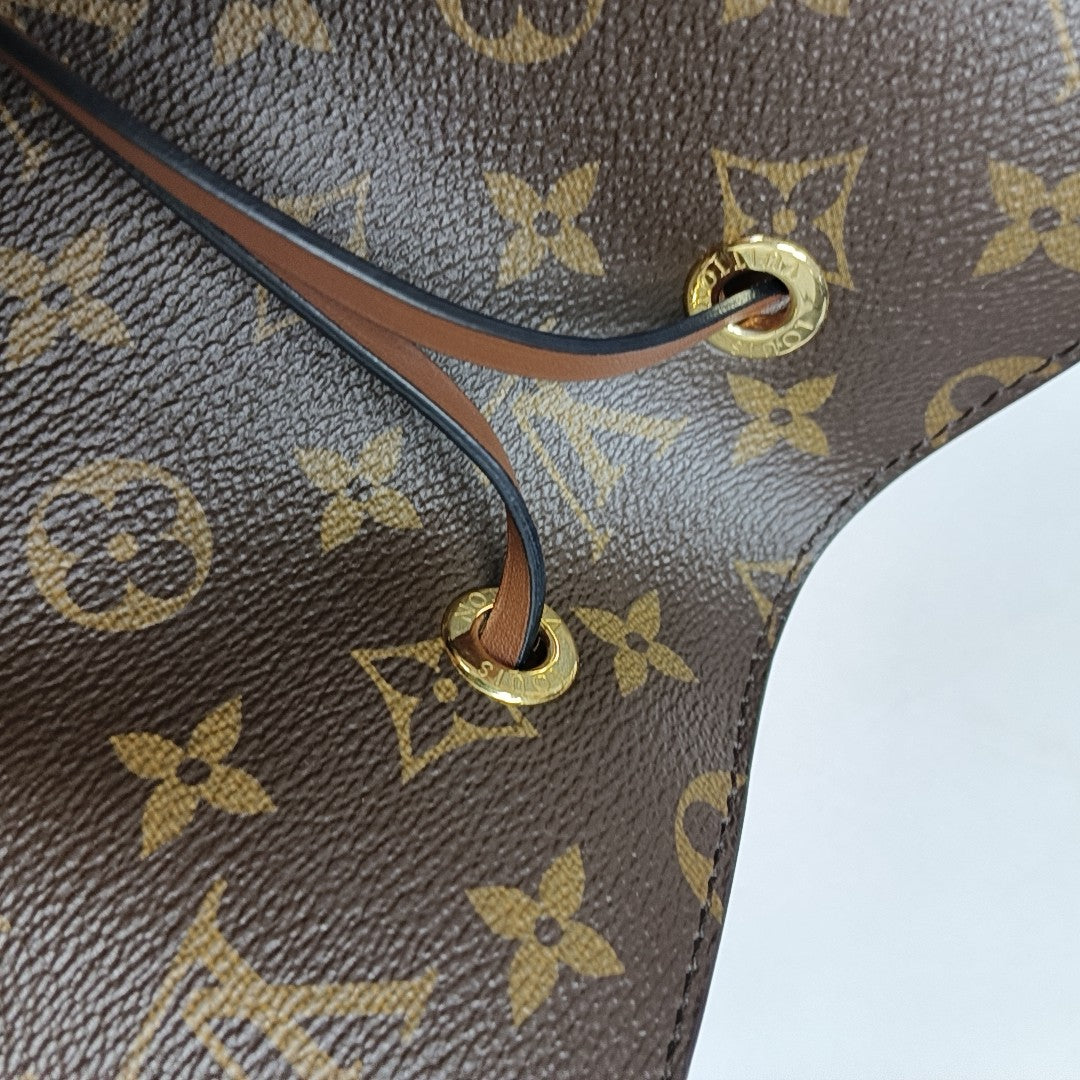 NÉONOÉ MM Monogram Coated Canvas Brown