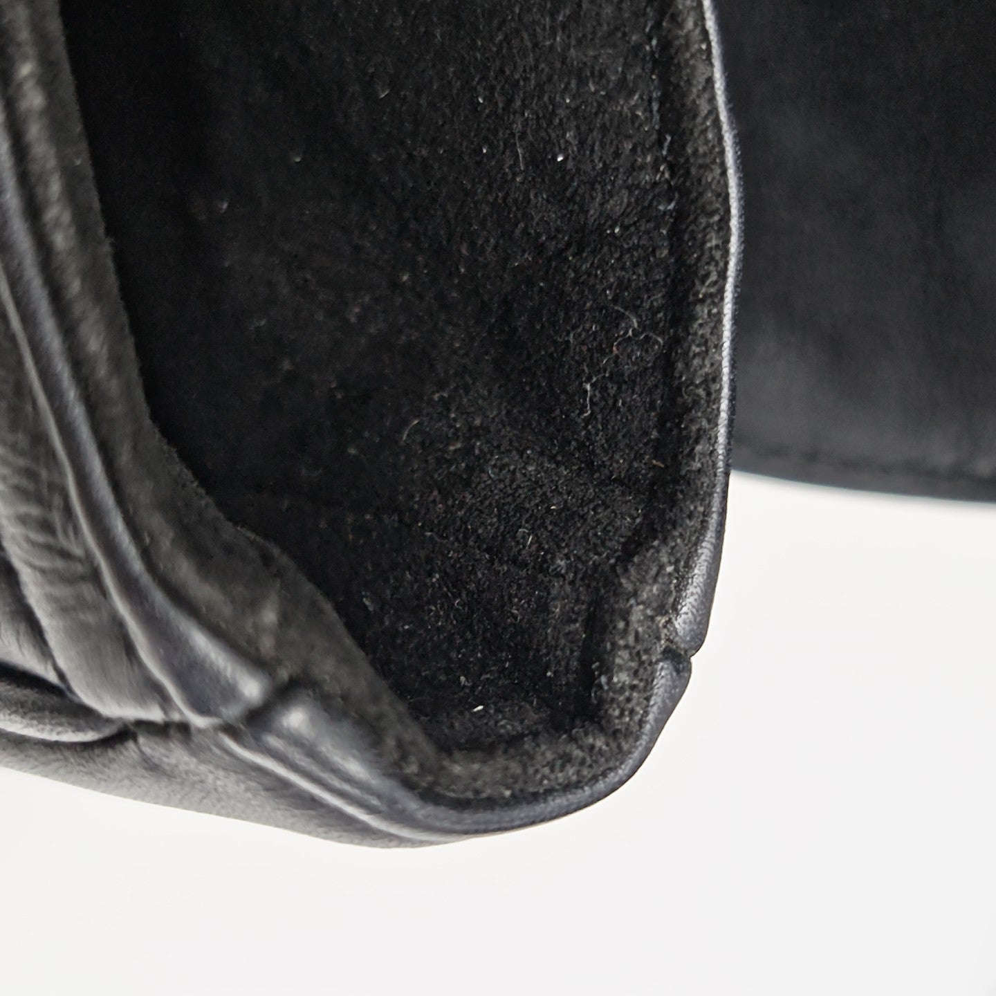 NEW WAVE PM Quilted Calfskin Black