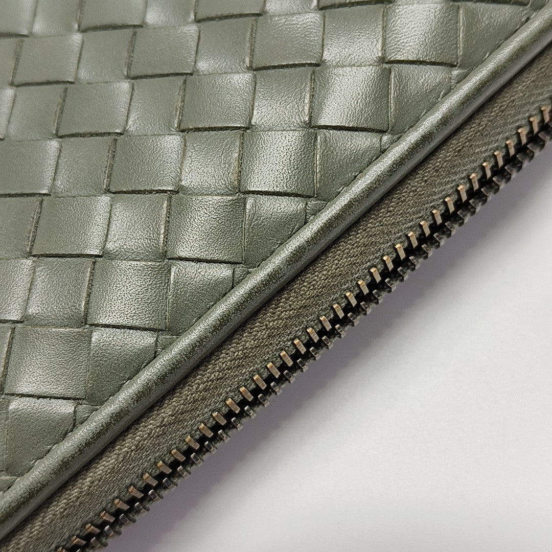 Calfskin Wallet Green