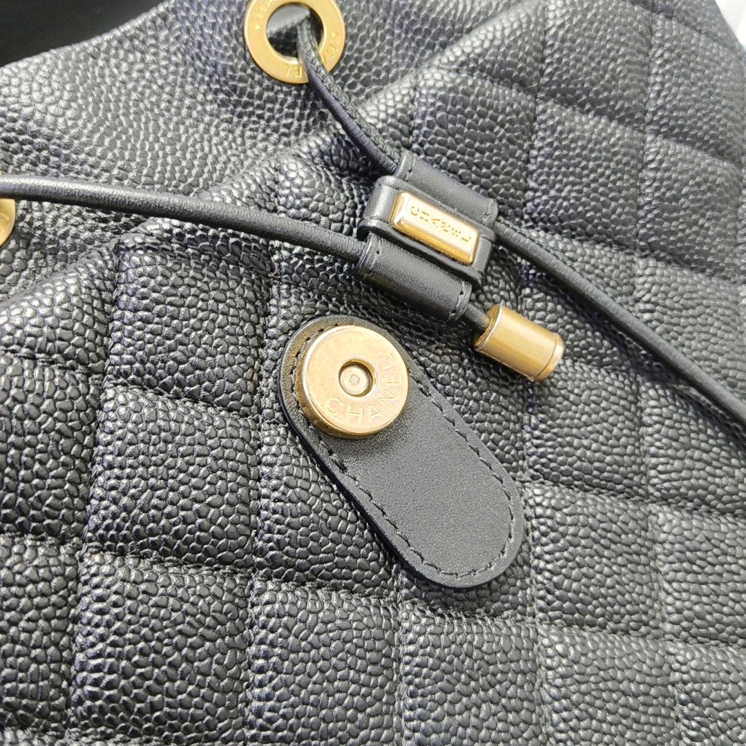 FILIGREE Medium Quilted Grained Calfskin Black