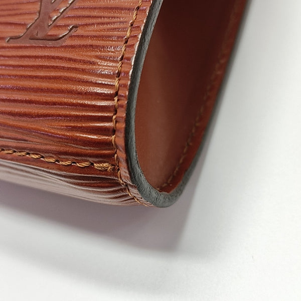 Epi Clutch Brown