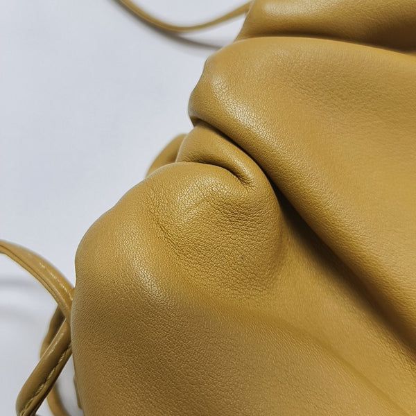 The Pouch Mini Calfskin Brown