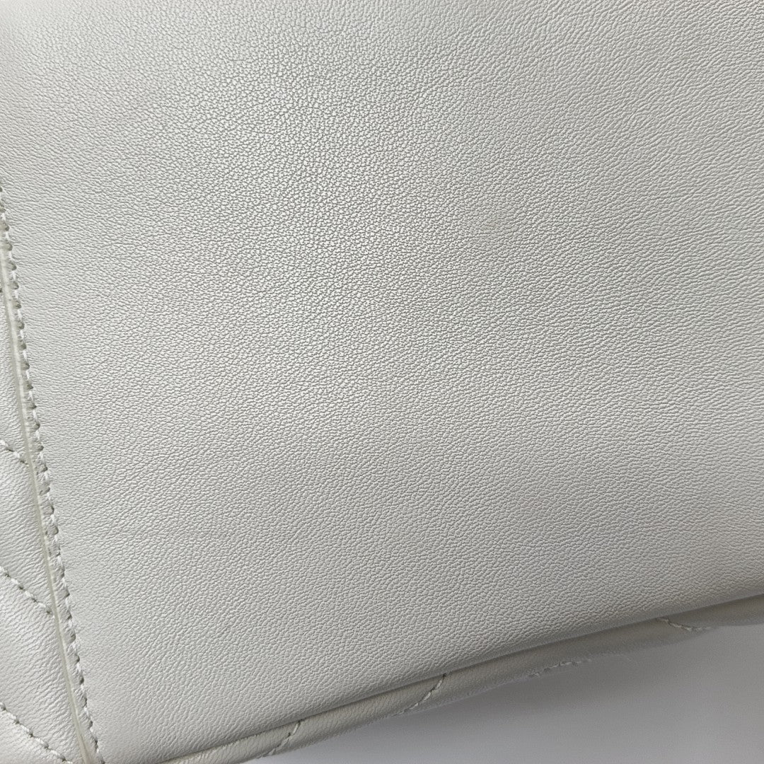 JOE Quilted Lambskin White