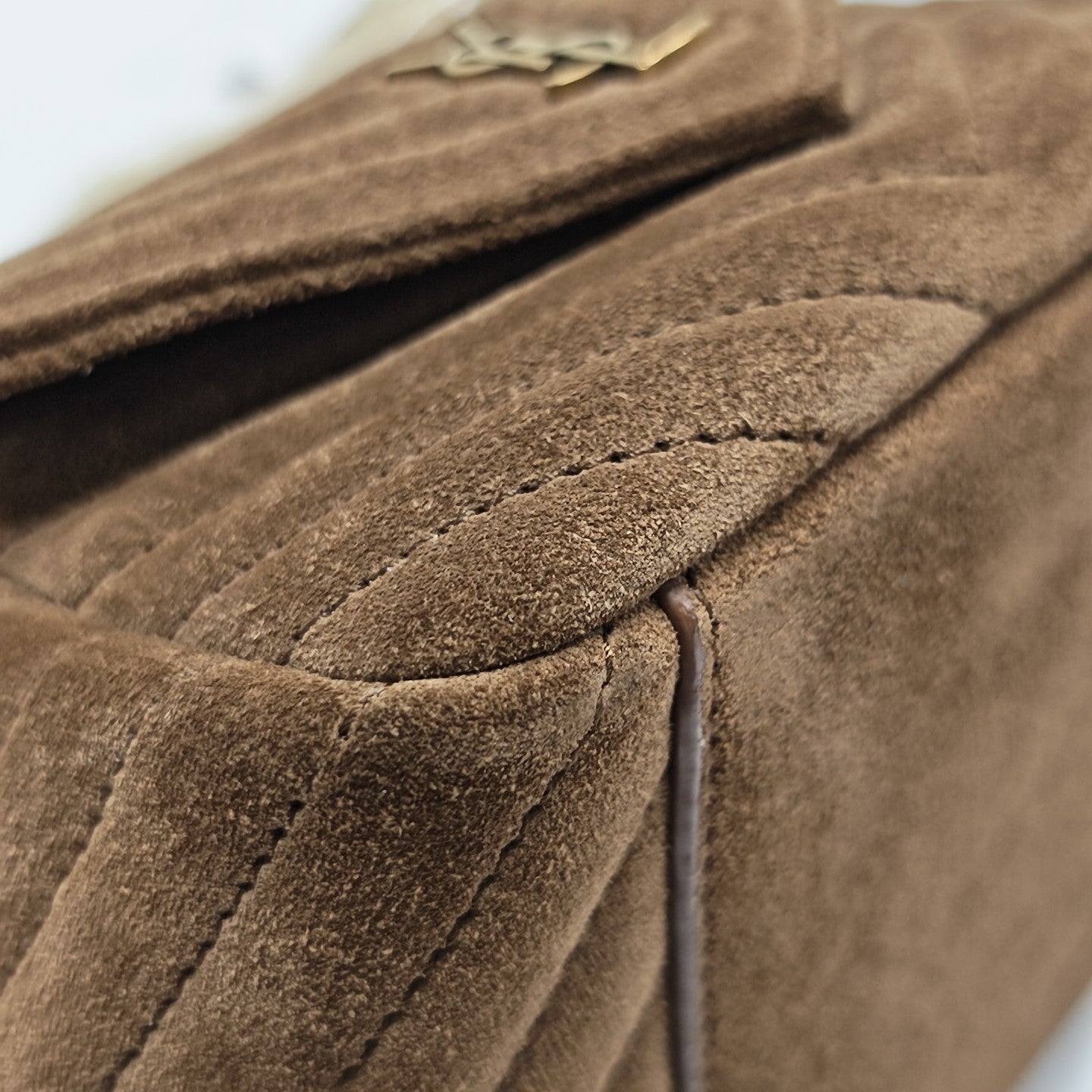 JOE Mini Chevron Suede Brown
