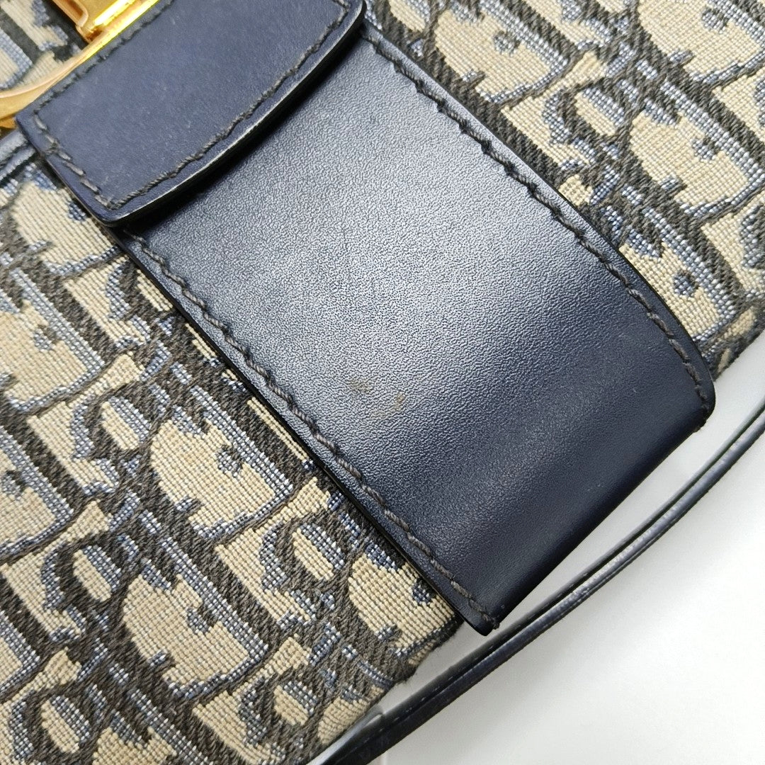 30 Montaigne Oblique Canvas Blue