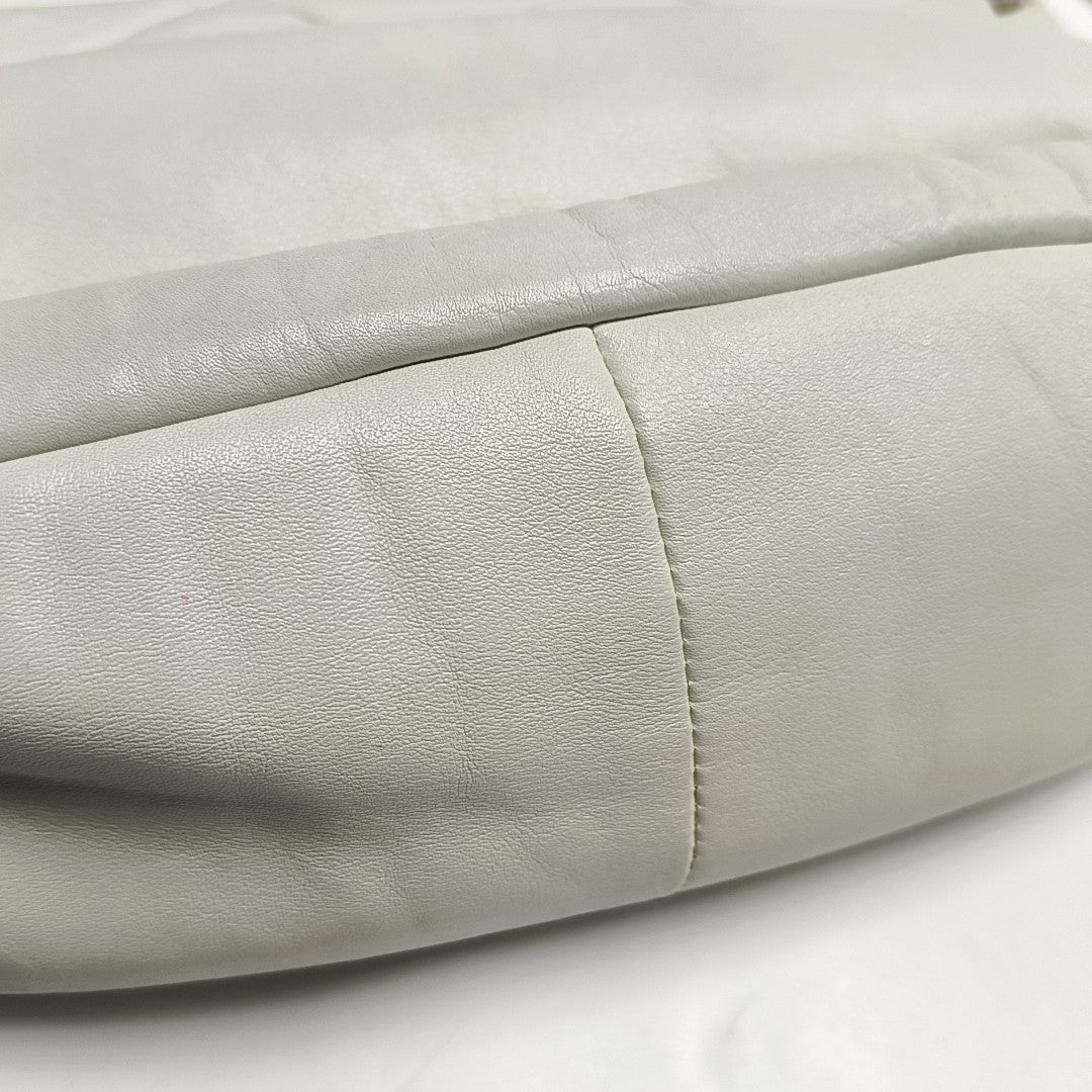 ON THE ROAD Quilted Calfskin White
