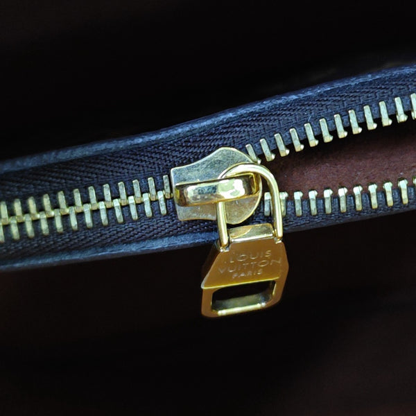NÉONOÉ MM Monogram Coated Canvas Brown