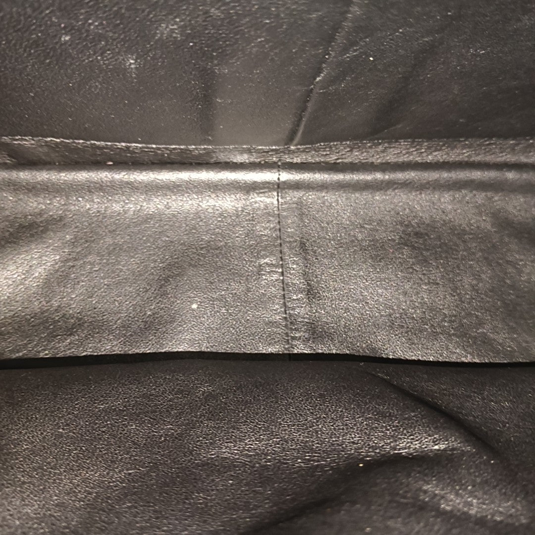 2.55 Maxi Quilted Lambskin Black