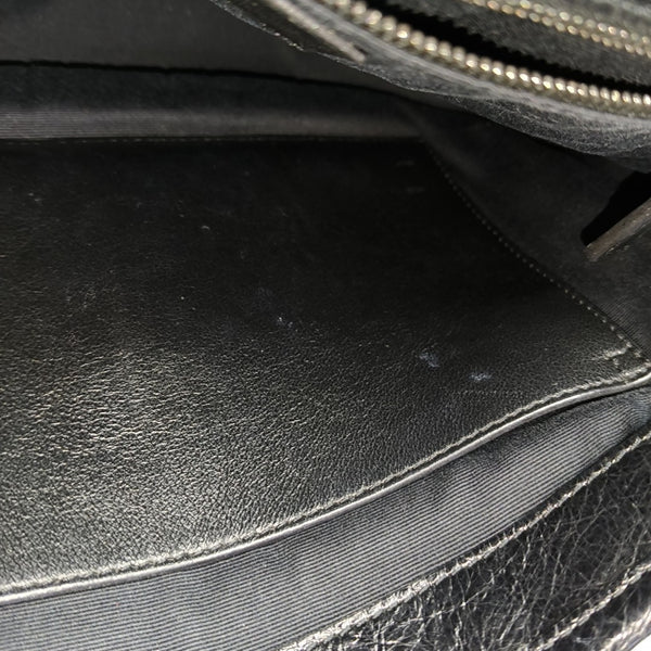 NIKI Medium Chevron Calfskin Black