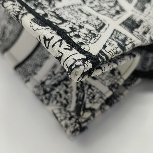 Book Tote Medium Canvas White