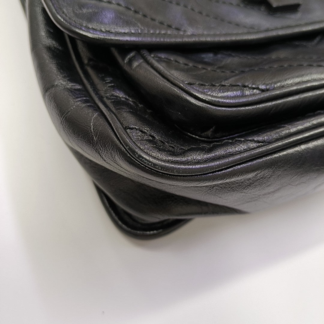 NIKI Medium Chevron Calfskin Black