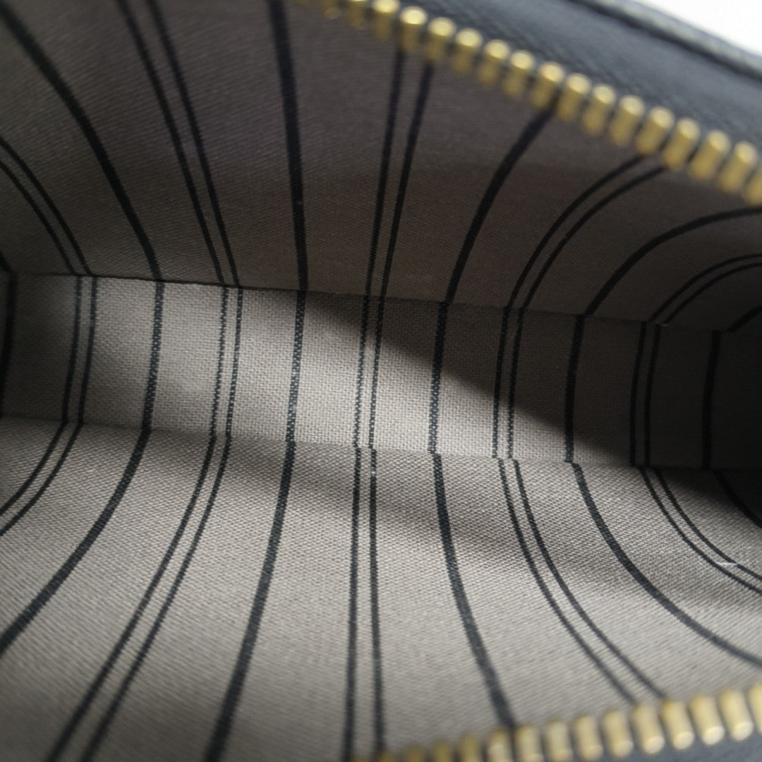 EASY POUCH ON STRAP Monogram Calfskin Black