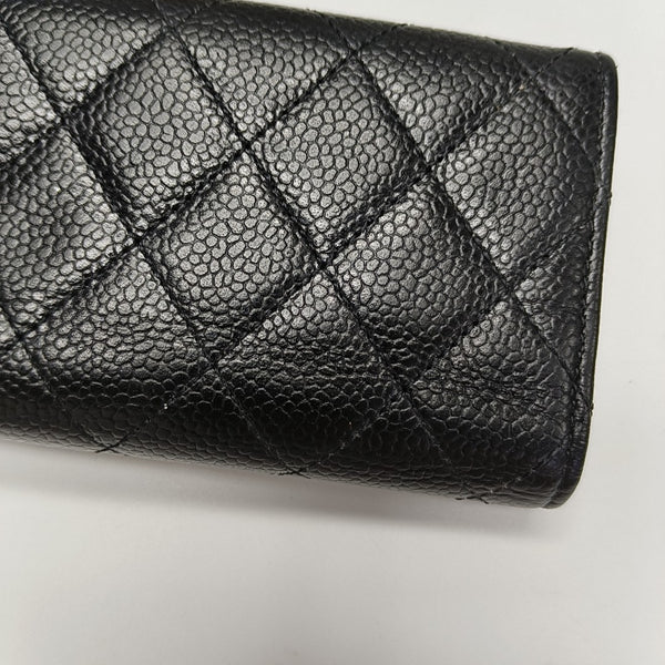 CLASSIC FLAP Quilted Grained Calfskin Black Card Holder