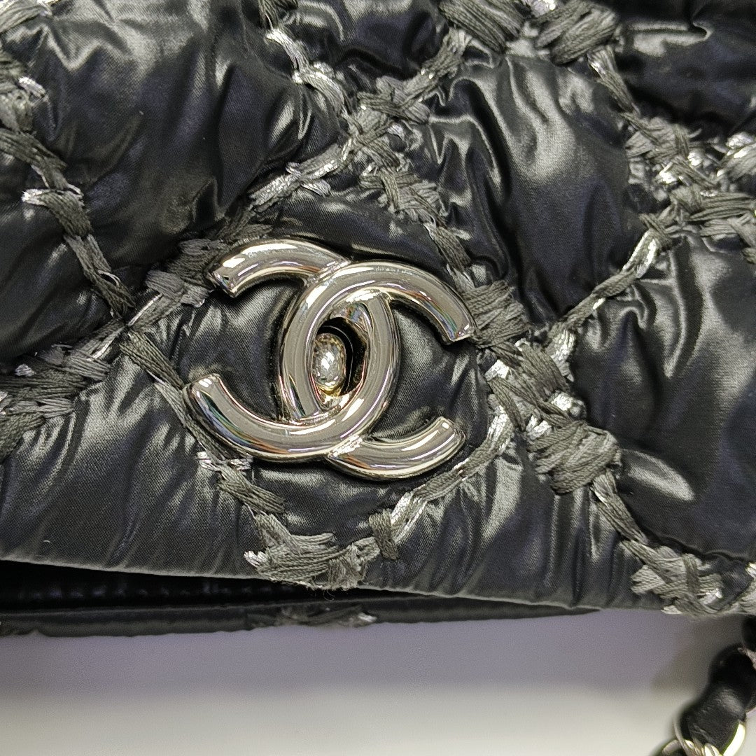 TWEED ON STITCH Quilted Nylon Black
