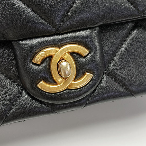 CLASSIC FLAP Mini Quilted Lambskin Black