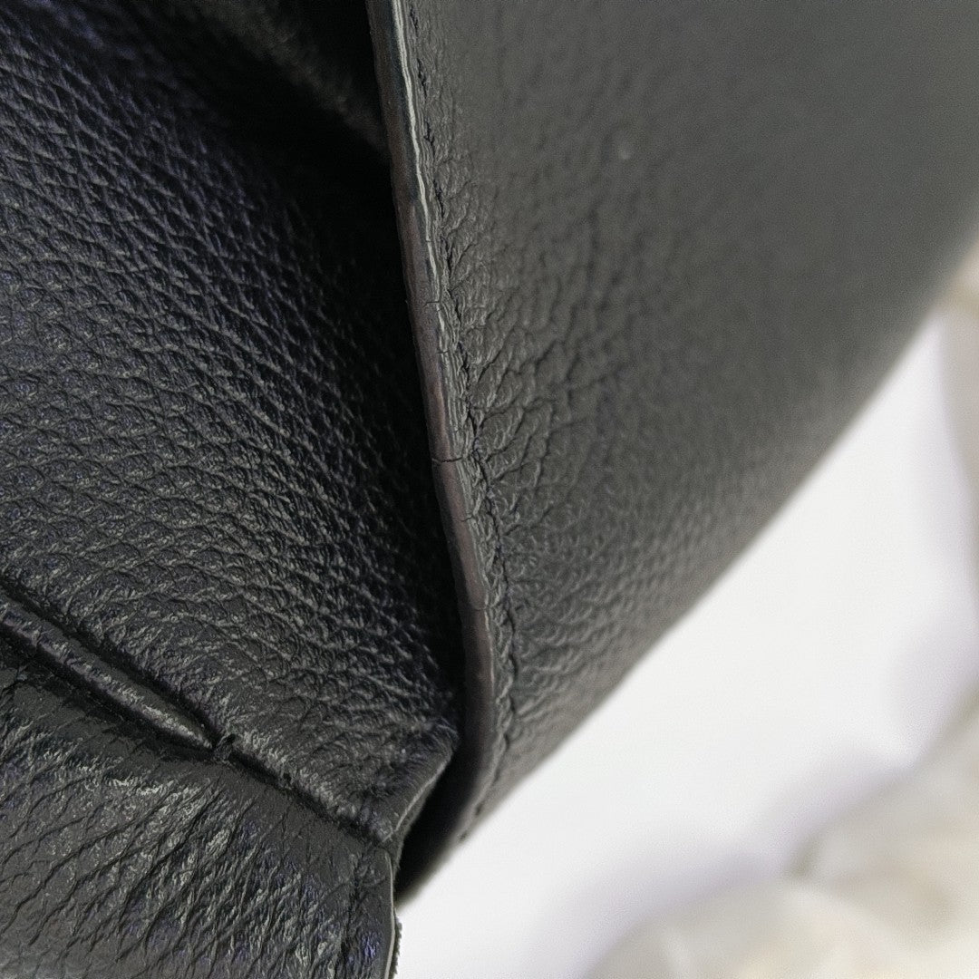 FAVORITE PM Calfskin Black