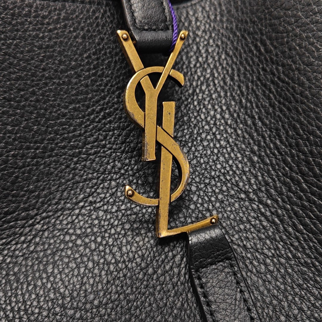 LE 5 À 7 Small Calfskin Black