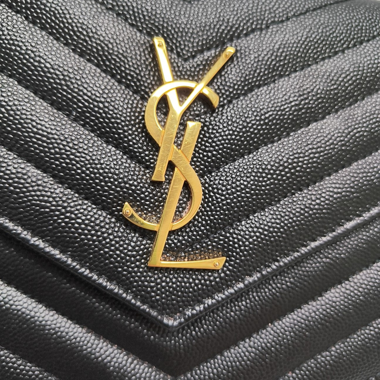 MONOGRAM Medium Chevron Calfskin Black