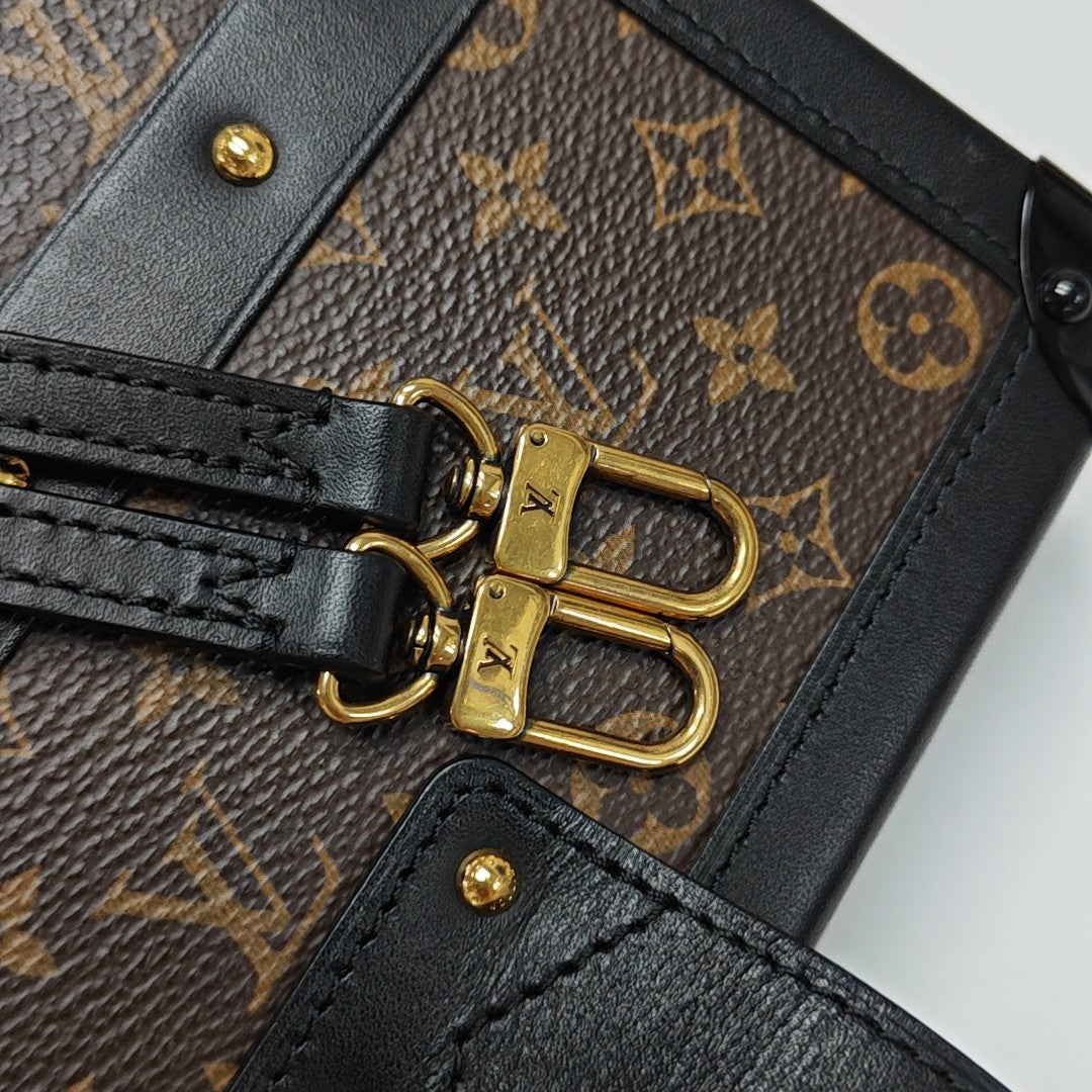 PETITE MALLE Monogram Coated Canvas Brown