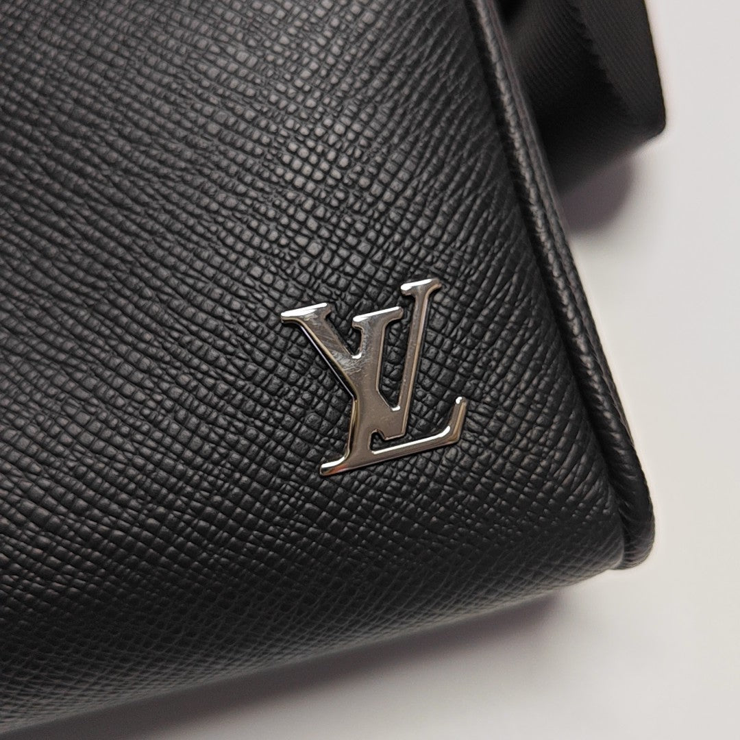 ALEX Calfskin Black