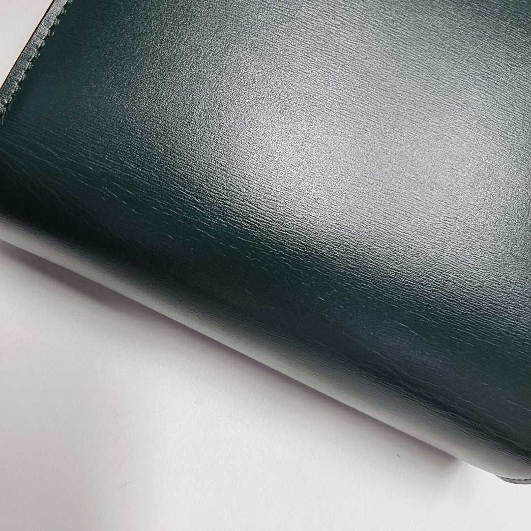 CLASSIC BOX Small Calfskin Green