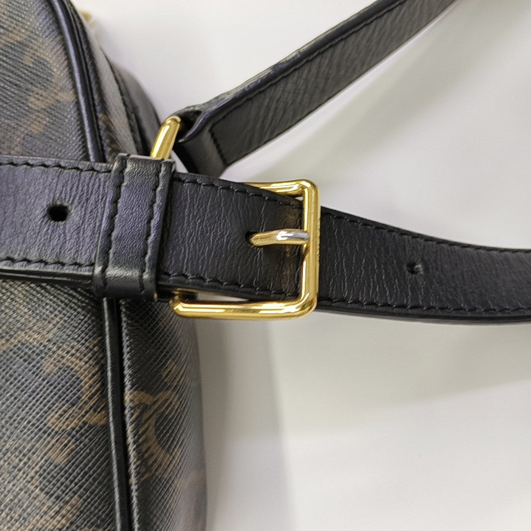 TRIOMPHE Medium Coated Canvas Black